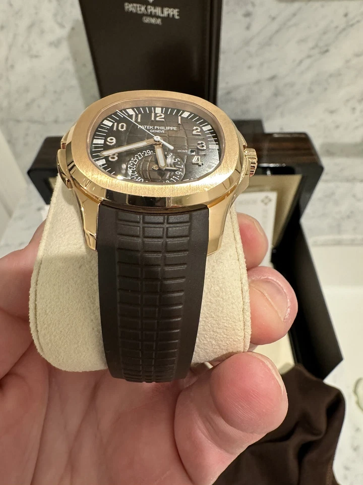 Patek Philippe Aquanaut Travel Time Brown Dial Men's Watch Rose Gold 5164R-001 - Image 4 of 4