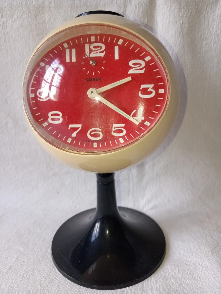 Réveil Vintage Radialva 355-03 à Cylindres - Années 60/70 - Blanc