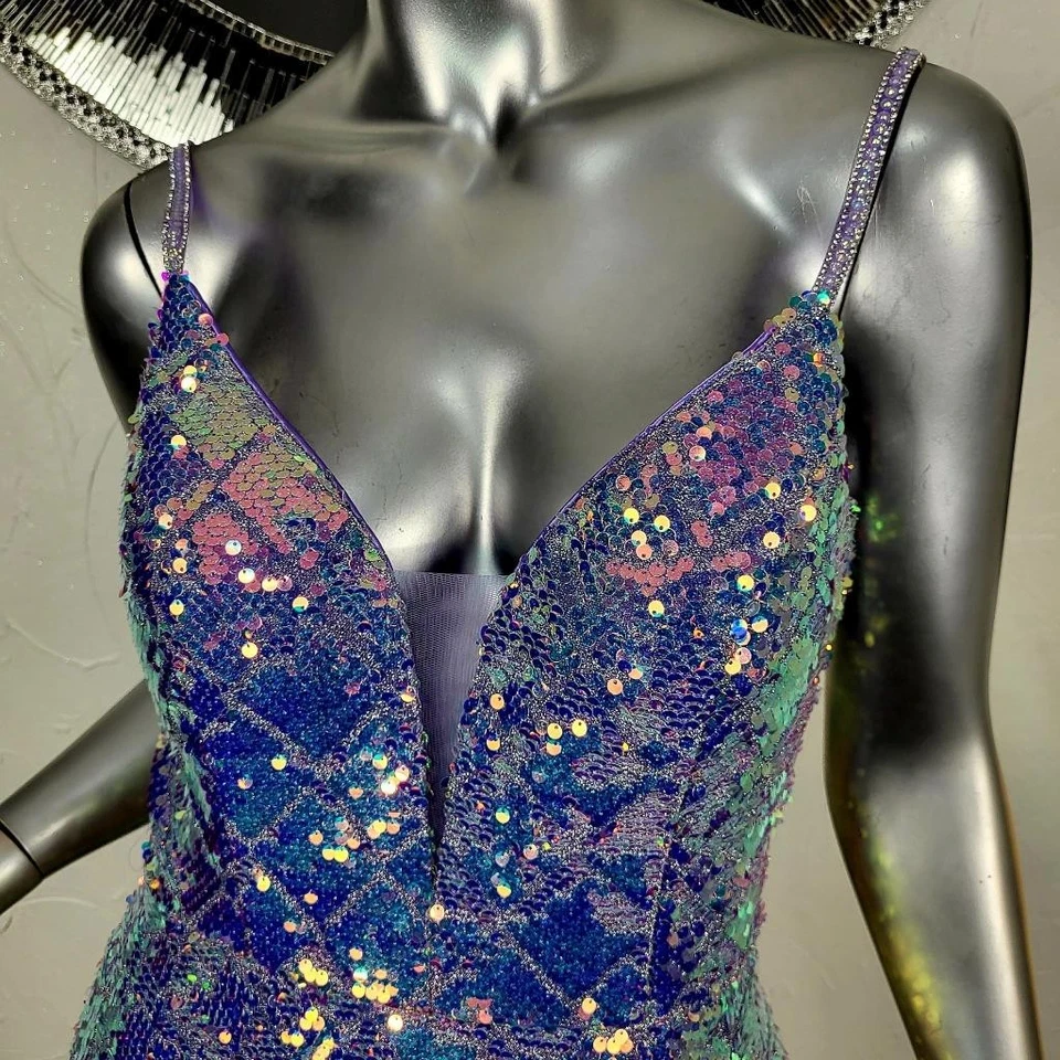 NUEVO CON ETIQUETAS~$598~CLARISSE~TALLA 8~LENTEJUELAS LILA IRIDISCENTES GRADUACIÓN CONCURSO VESTIDO FORMAL Foto 2 de 4