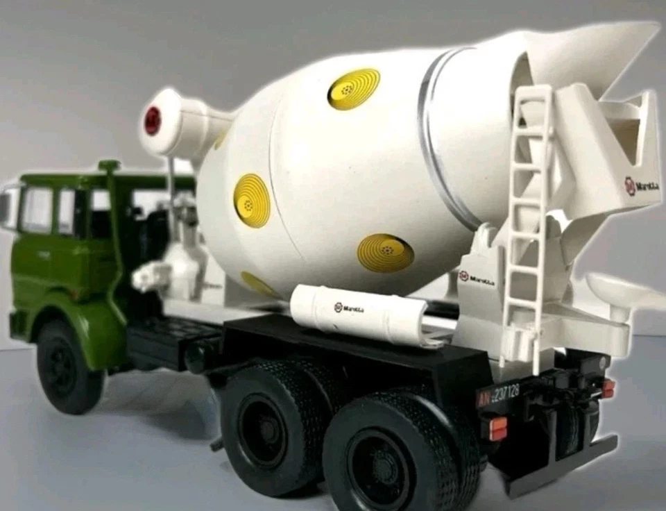 1/43 DeA DeAgostini 84 Fiat 697 NP 1969 Marotta betoniera camion epoca truck - Immagine 3 di 4