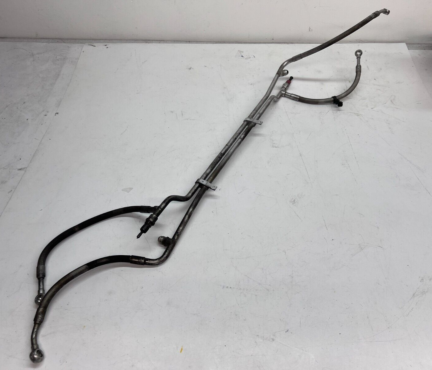 MCLAREN 650 REAR SUSPENSION HYDRAULIC OIL HOSE PIPE SET OEM  11B1347CP 11B1348CP