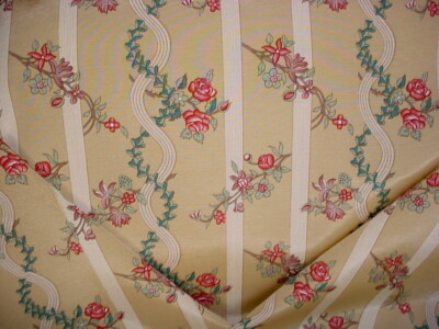 17-7/8 Scalamandre M6 00031921 Ruben Fleuris French Floral Upholstery Fabric