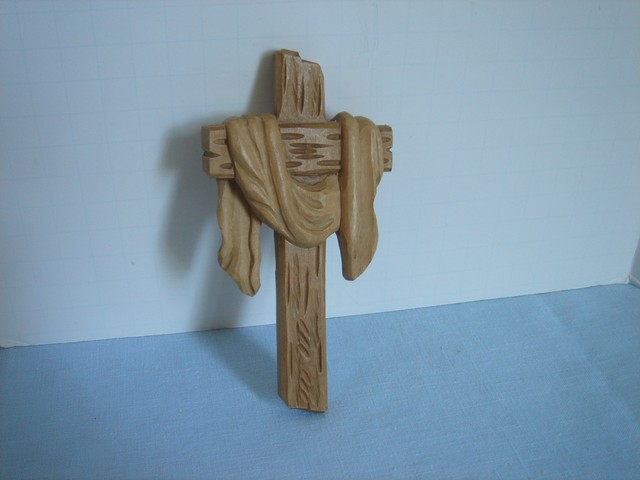 Toni Baur Oberammergau Wood Hand Carved Cross With Shroud Made Toni Baur Oberammergau Wood Hand Carved Cross With Shroud Made In Germany