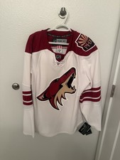 Reebok Phoenix Coyotes Authentic Jersey Size 46 Arizona Coyotes