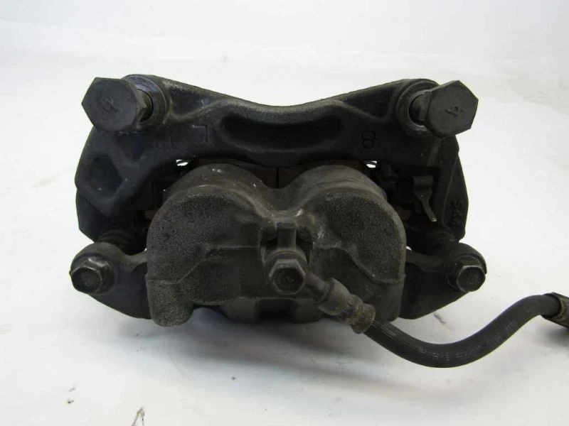 Pinza de freno de rueda de suspensión delantera para conductor izquierdo Infiniti M35 M45 OEM  Foto 3 de 4