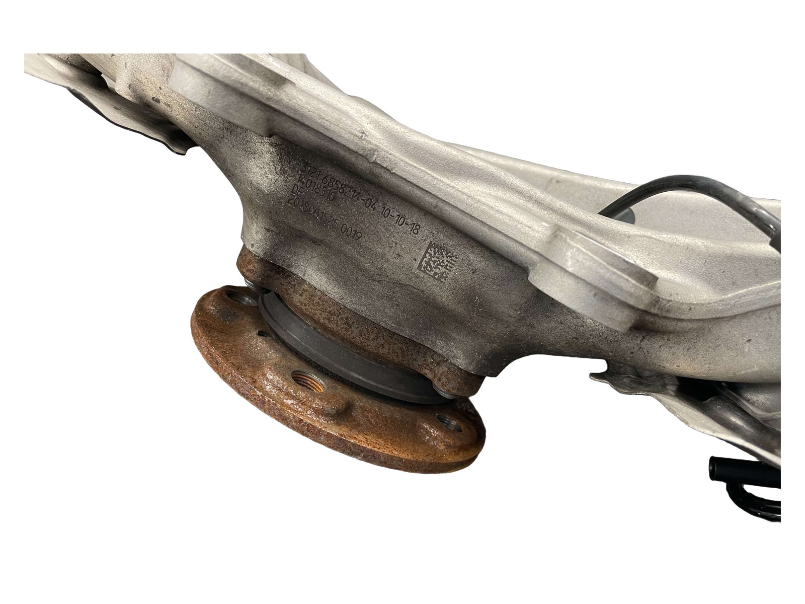 BMW i8 2014-2019 Front Right Steering knuckle
