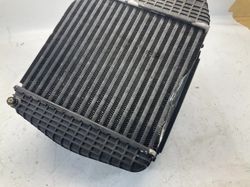 14 -17 Maserati Ghibli S Q4 3.0L AWD AT Front Left Air Intake Intercooler B