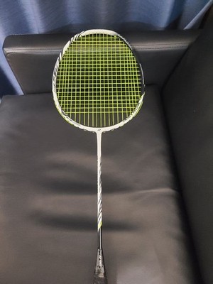 YONEX ASTROX 99 GAME Badminton Racket 3UG5 White/Black - Excellent Condition