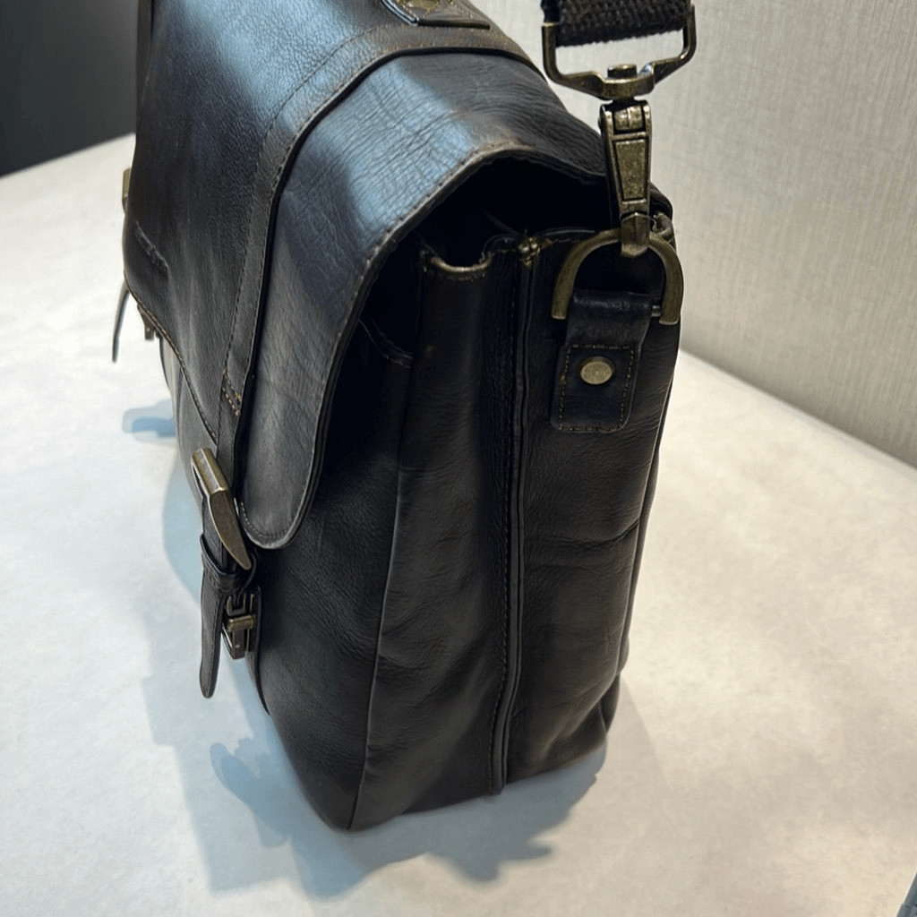 Samsonite Colombian Leather Flapover Case Messenger Bag Brown Buckle Closures image 4