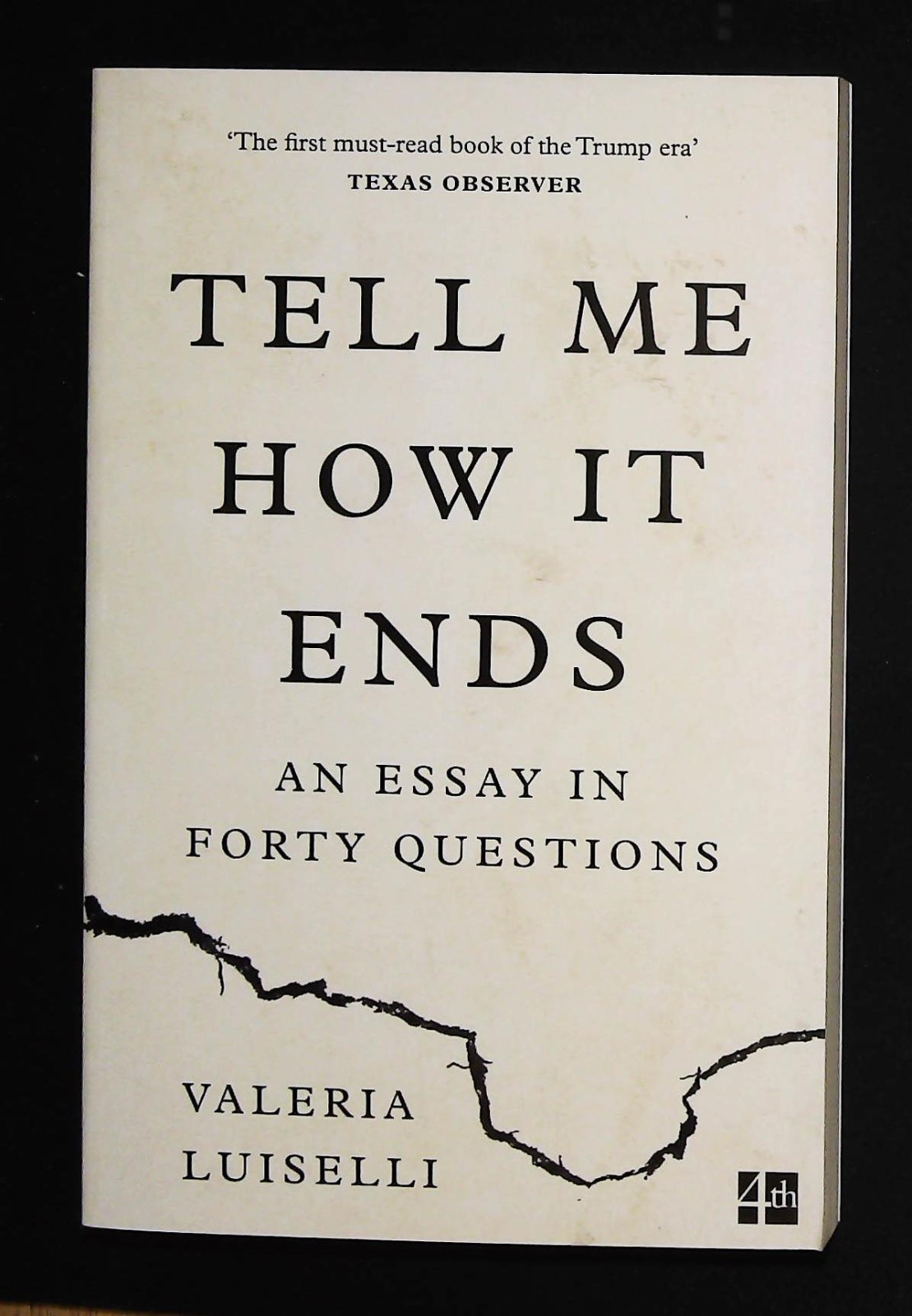 Tell Me How it Ends by Valeria Luiselli (Paperback Book) - Image 8