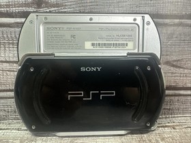 PSP Go PlayStation PSP-N1001 Black Portable Game Console w Charger - Tested
