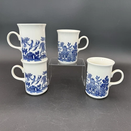 Set of 4 Churchill Blue Willow England Mugs 4 1/8" Tall (3)