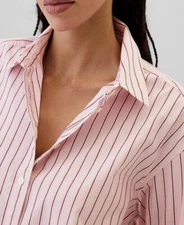 Gap Women's Cropped Poplin Button Down / NWT / Large / Pink Strip / Ships Quick