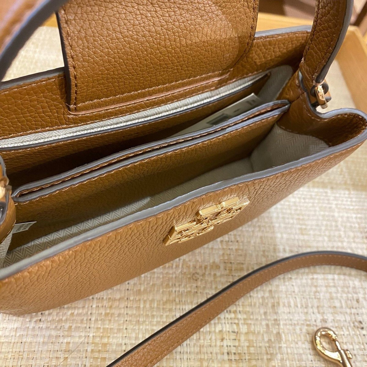 25年★Tory Burch Britten Mini Satchel 160641 Pebbled Leather Tory Burch Britten Mini Satchel 160641 Moose