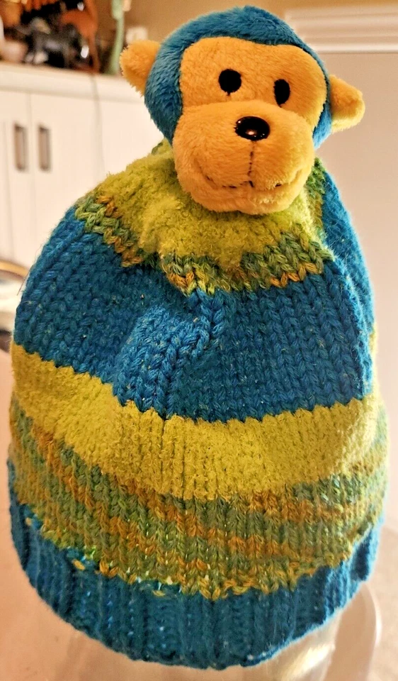 Mono Tobagán Verde y Azul Tejido Hecho a Mano para Niños  Foto 2 de 4