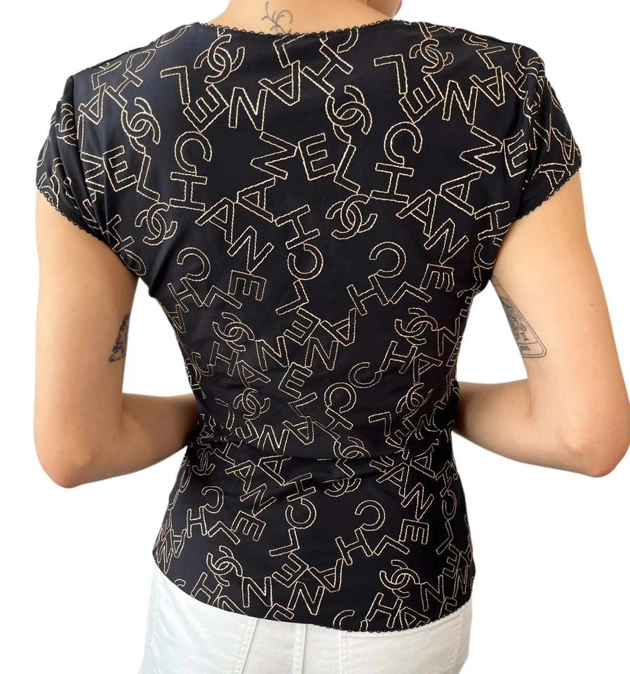 CHANEL Vintage 05A CC Logo Short Sleeve Top #40 V-neck Black Stitch Polyamide - Image 3 of 4