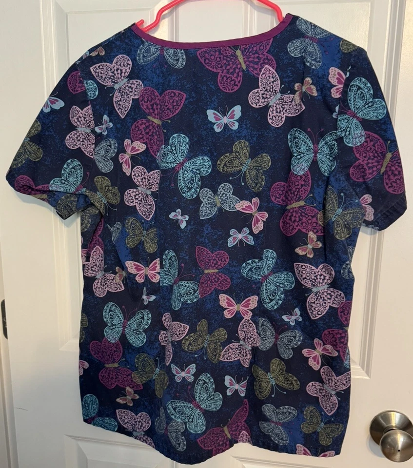 Women’s Scrub Top UA Scrubs Size Large Beautiful Butterfly Pattern - Image 3 of 3