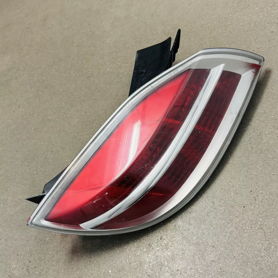 ✅ 2007-2010 Saturn Sky Left Driver Side Tail Light Taillight Lamp Assembly OEM * - Image 3 of 4