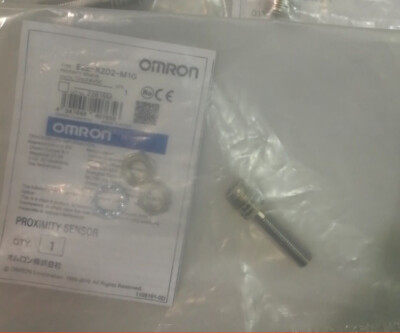 1PC New Omron E2E-X2D2-M1G Proximity Switch Sensor Free Ship