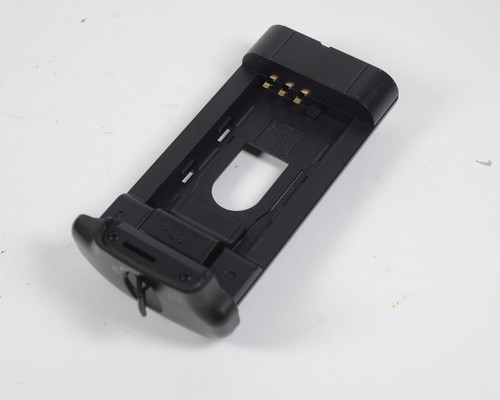 Battery grip originale Nikon MB-D10 per D700 + D300 - Foto 6 di 7