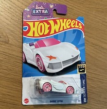 Hot Wheels Barbie Extra Screen Time Pearl White Winged Car 2021- 3/10 Mattel