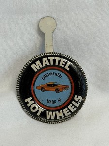1968 MATTEL HOT WHEELS REDLINE ERA CONTINENTAL MARK III METAL PIN/BUTTON