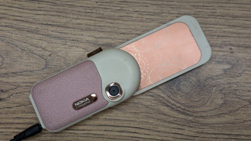Boxed Nokia 7373 - Pink L 'Amour Collection Mobile Phone - Vintage Collectible - Picture 15 of 19