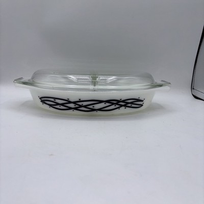 Vtg Pyrex Barbed Wire & Stars Black & White 1.5 Qt Divided Casserole w/Lid