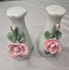 Vtg Porcelain Roses Salt  Pepper Shaker Salt and Pepper Set 3-D Floral nib