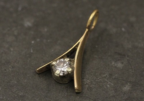 .375 9K YELLOW GOLD 0.16CT DIAMOND Brilliant Cut Wishbone 15MM Charm, 0.6g - G39