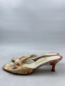 Salvatore Ferragamo Floral Printed Silk Low Kitten Heels W 9.5