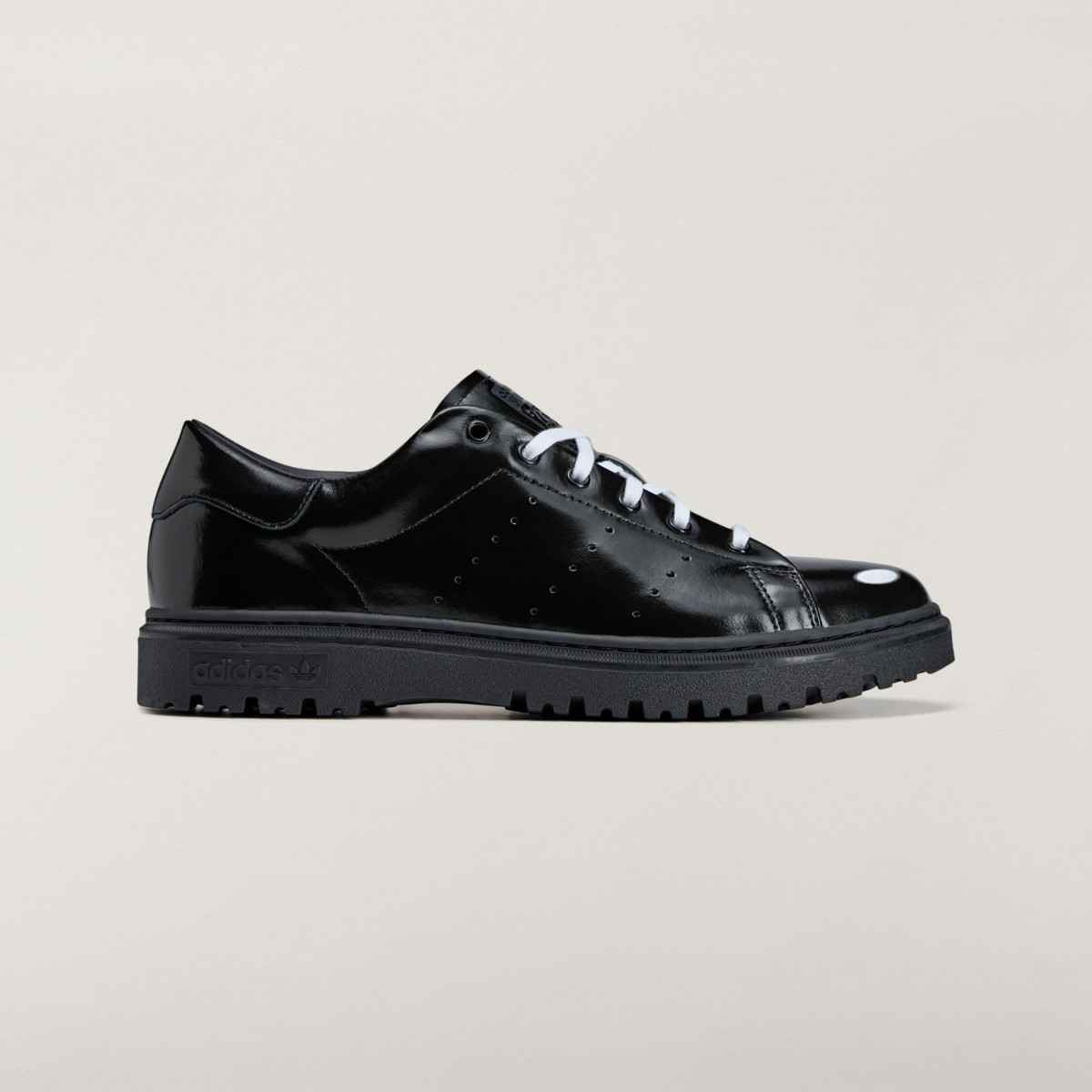 adidas x Spongebob Freizeit - Men's Shoes - Black / Black JQ6779