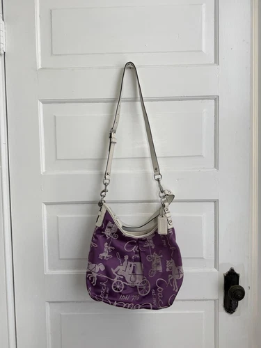 Borsa hobo jacquard viola logo COACH cavallo e carrozza edizione limitata