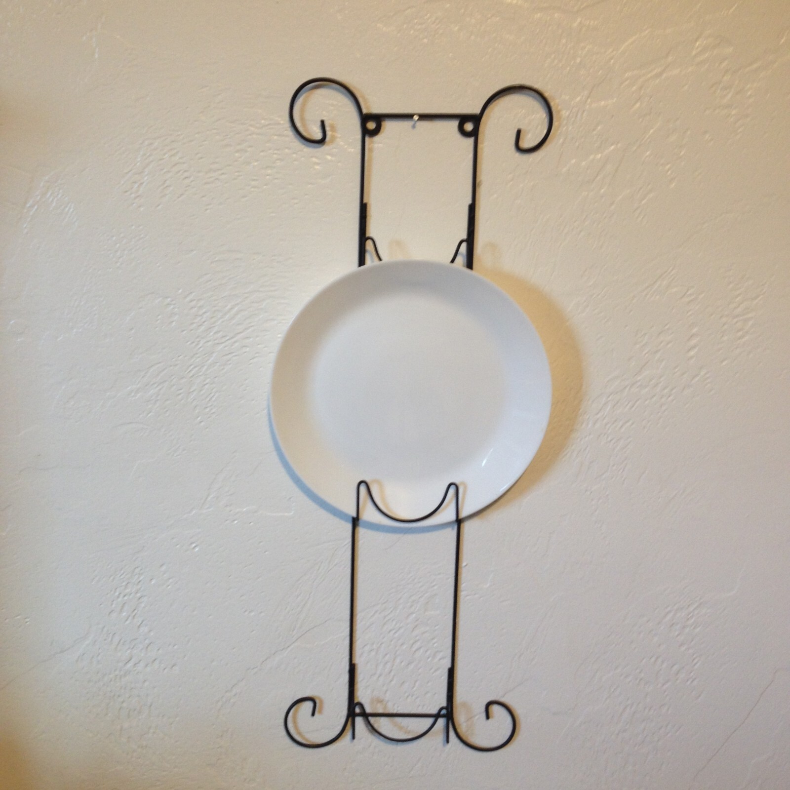 Metal 24"  3-Tier Wall Vertical Plate Rack For Collectible Plates Holiday Decor