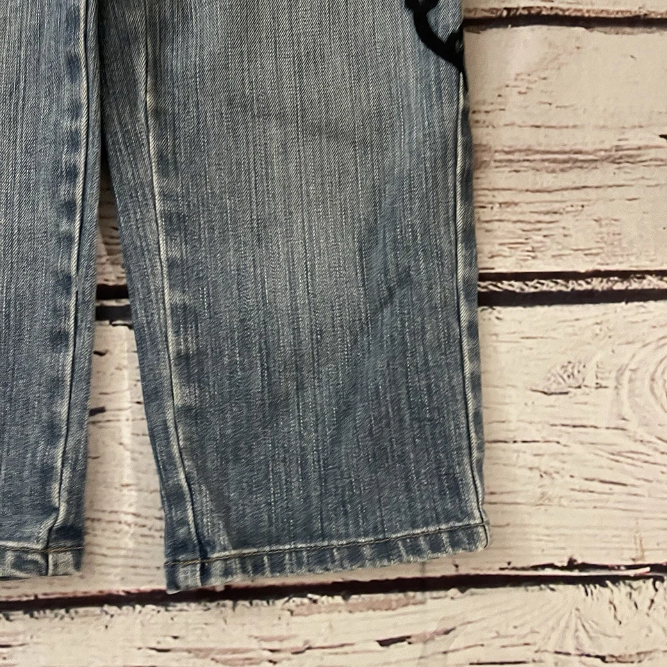 Jeans Capri bordado White House Black Market Blanc Collection tamanho 0 - Imagem 3 de 4