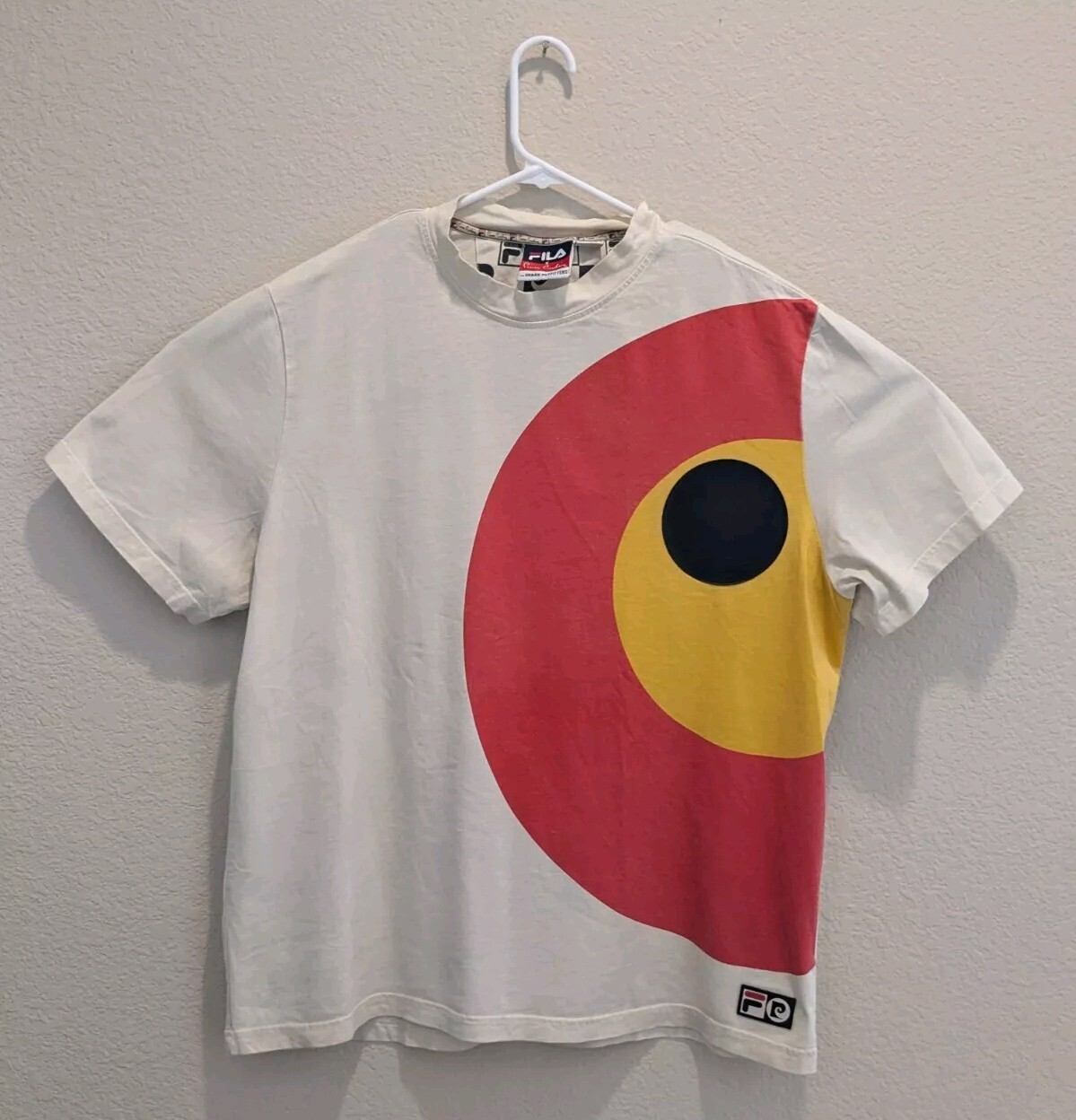 FILA x Pierre Cardin Urban Outfitters T Shirt Uomo Logo Applique SS Girocollo L