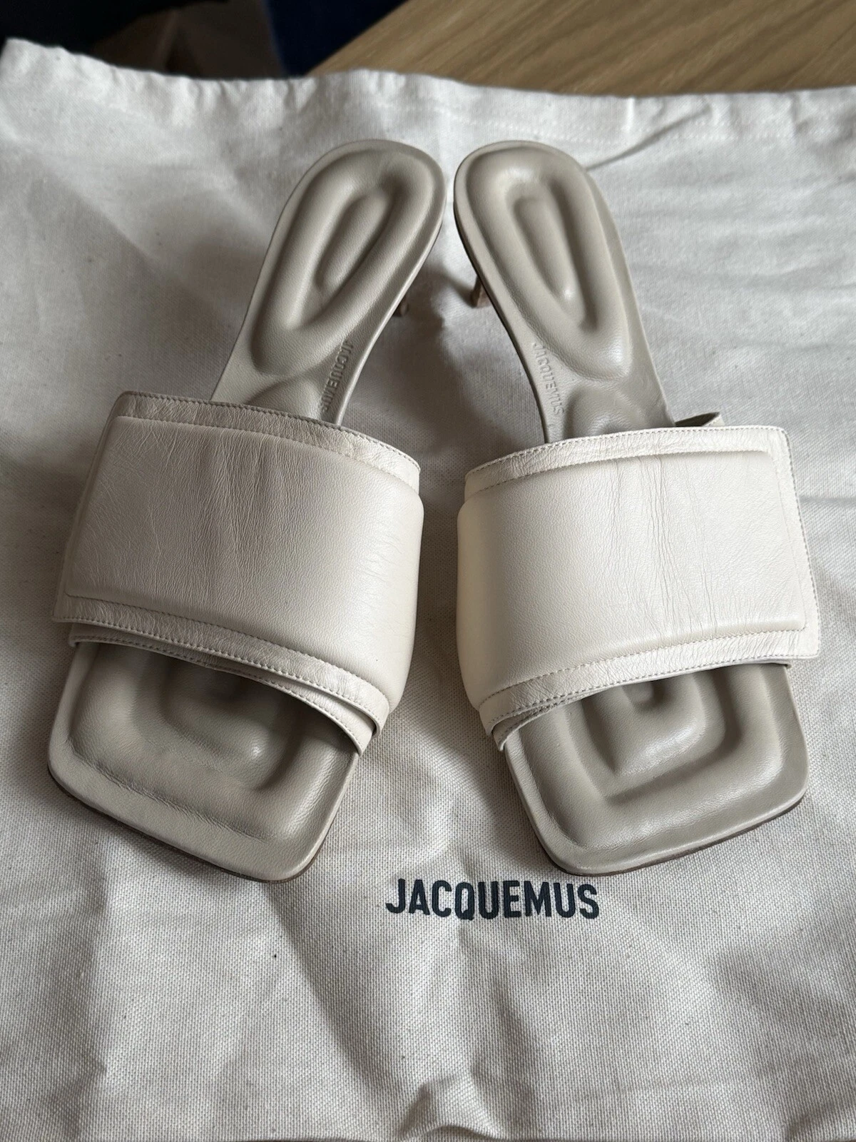 Jacquemus — JACQUEMUS Les Sandales Leather Heels UK7 Eu40