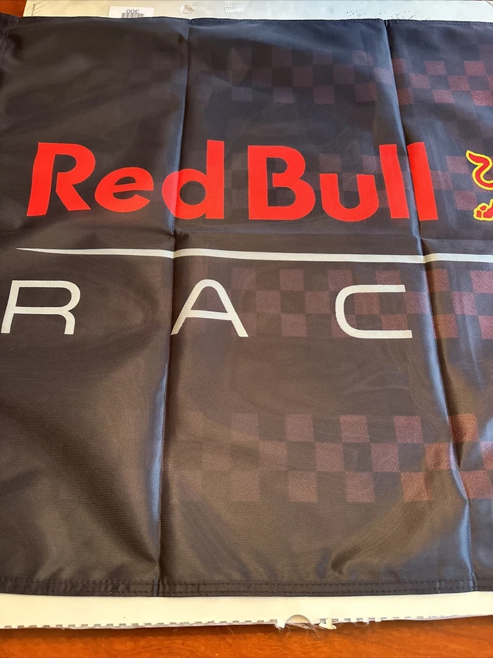Blowout Official Formula One Red Bull Auto Racing flag Large nylon - Image 4 of 4