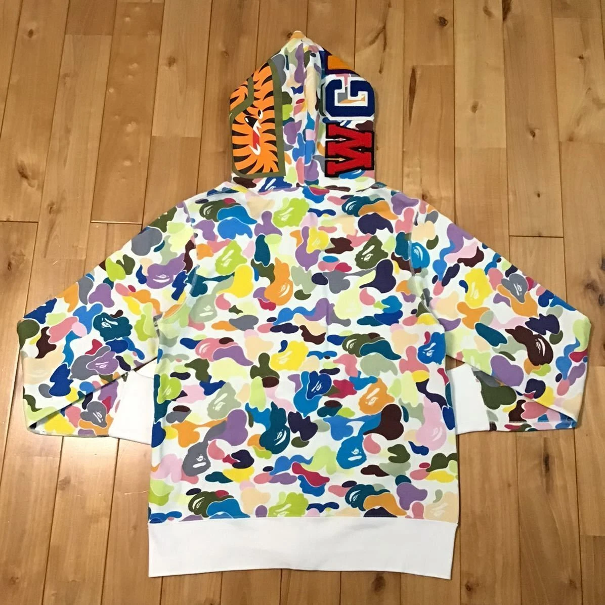A BATHING APE (BAPE) Felpa con cappuccio Multicamo Shark taglia M full zip A Bathing Ape Bape multi mimetica 2504TY