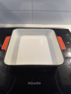 New Robert Dyas Volcanic Orange Cast Iron Enamel Bakeware Roaster Dish  24cm UK