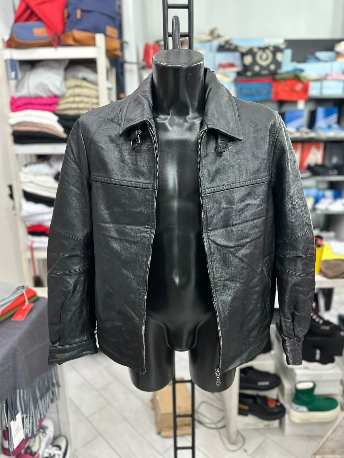 Men's Black Leather Aviator Jacket Size 50 LLV901