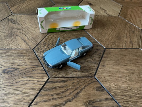 CORGI Jaguar XJS Light blue Made in GB Model Car - Picture 7 of 7