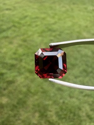 Masterpiece Collection: Square Faceted AAA Natural Bright Garnet 6.65ct