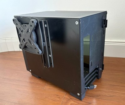 Razer Tomahawk Mini-ITX Gehäuse Spezialumbau