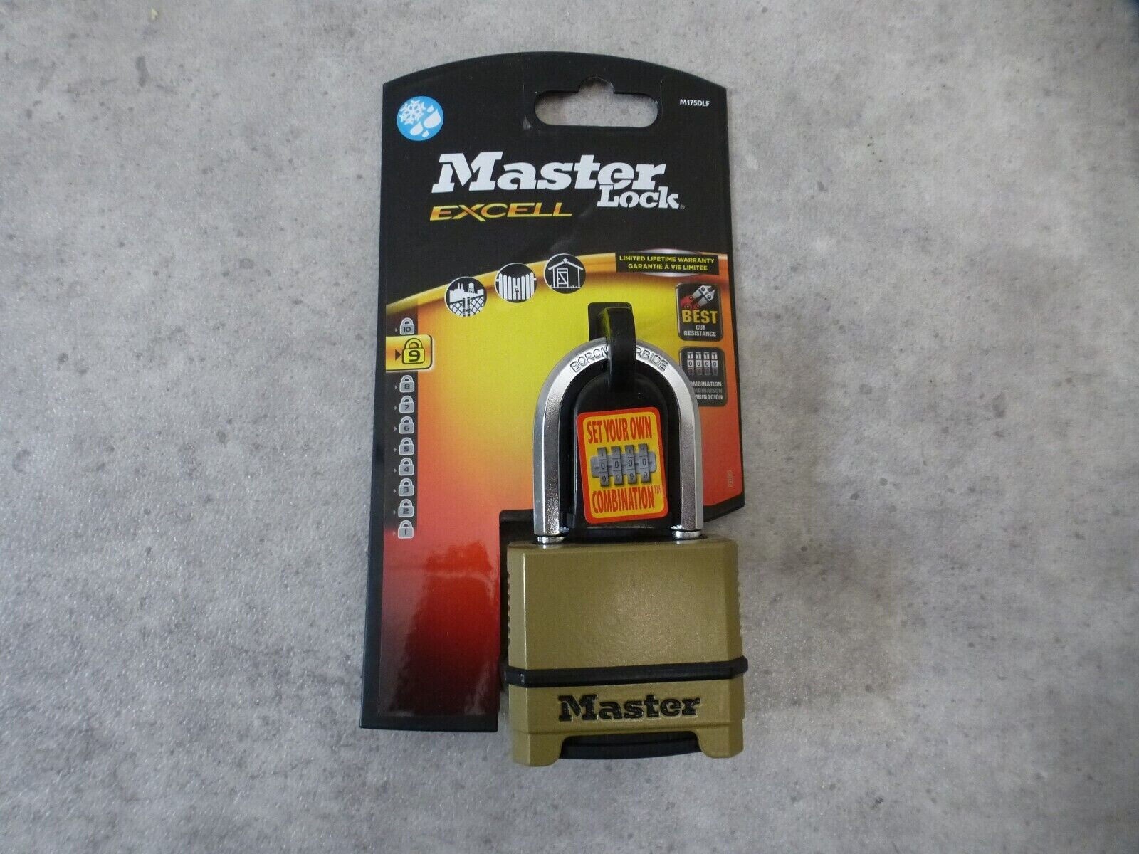 Cadenas zinc Master Lock Excell 50mm robuste avec boîtier en acier laminé