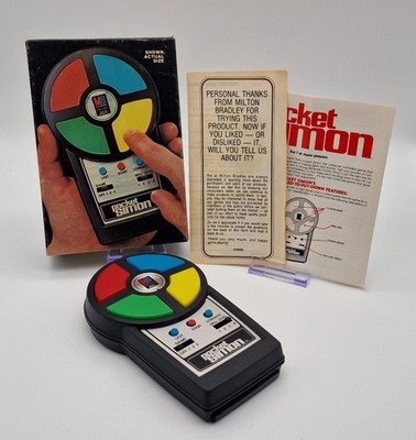 1980 MB Electronics - Pocket Simon - US Version - Computer gesteuertes Spiel