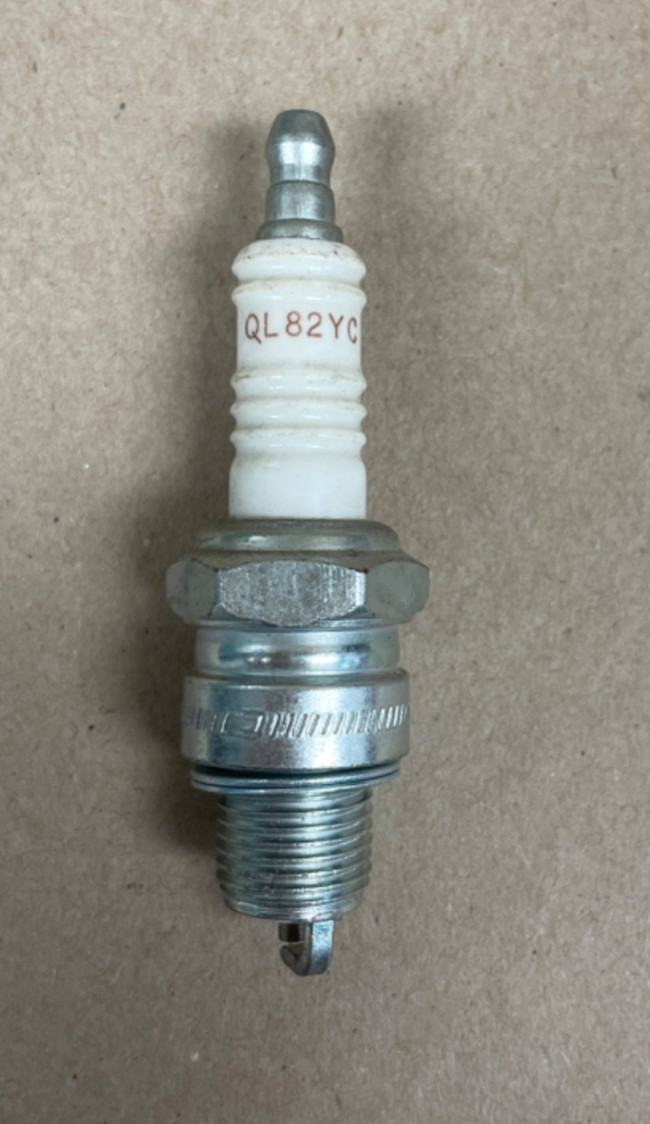 New Champion QL82YC 932M Spark Plug
