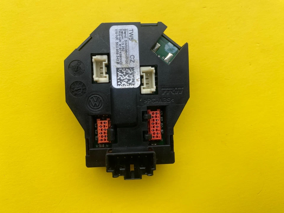 2010-2016 VOLKSWAGEN JETTA MULTIFUNCTION STEERING WHEEL CONTROL UNIT 5K0959542B - Image 2 of 4