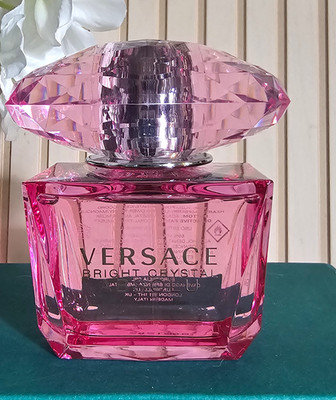Versace Bright Crystal Absolu Eau de Parfum Spray 90 ml Tester Size
