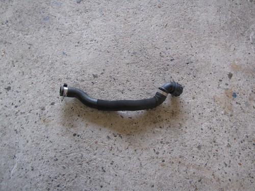 BMW 3er E90 E91 LCI Schlauch Zusatzwasserpumpe-Heizkörper 6928591